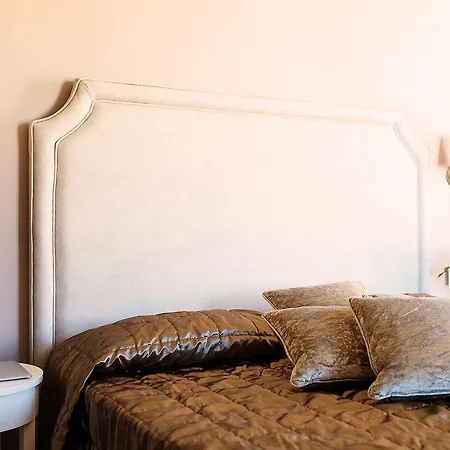 Hotel Centrale Готель