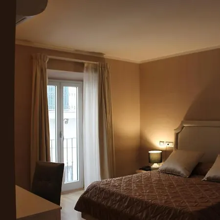 Hotel Centrale Szálloda Olbia