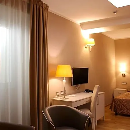 Hotel Centrale Hotel 4*