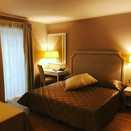Готель Hotel Centrale 4*